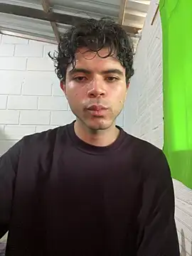 Axel-Mejia online show from October 8, 8:02 pm