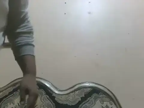 elpoop7305 online show from April 12, 12:03 am