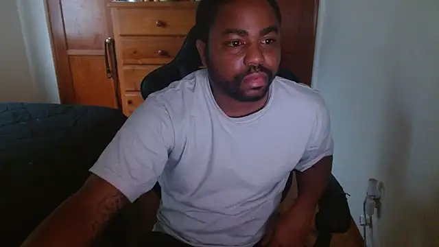 Breadwinnah online show from October 25, 3:25 pm