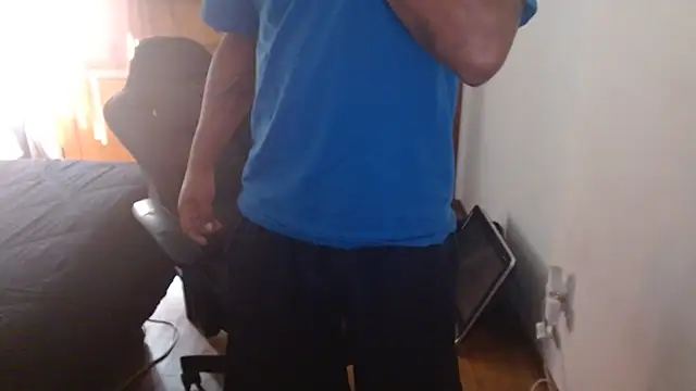 Breadwinnah online show from October 11, 3:49 pm