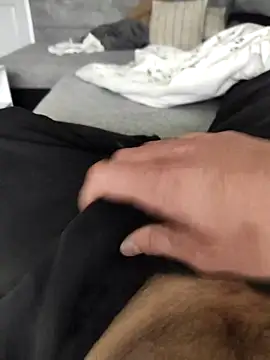 hansvonerotic1 online show from October 17, 11:36 am