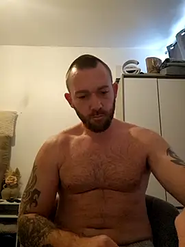 Snapshot of Mikeh609 chatting on October 23, 1:14 pm Mikeh609 online show from October 23, 1:14 pm