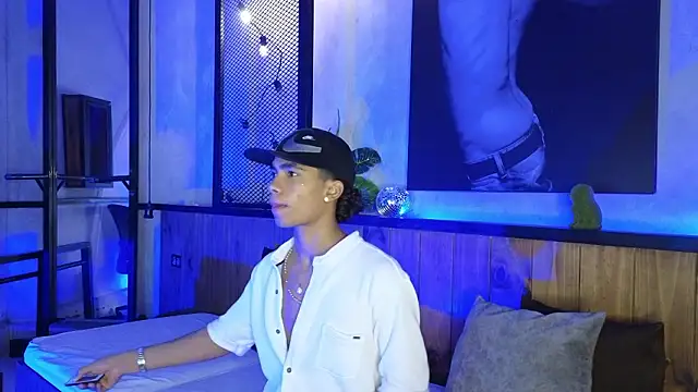 AlanCutee online show from March 29, 12:49 pm