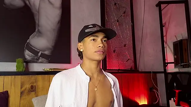 AlanCutee online show from February 28, 1:43 pm