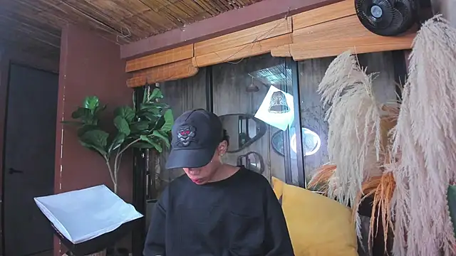 AlanCutee online show from November 24, 11:55 am