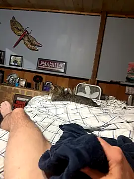 Snapshot of sharemyself chatting on September 28, 1:36 am sharemyself online show from September 28, 1:36 am