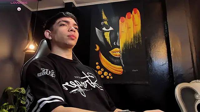 Eryonbradley online show from October 29, 11:24 am