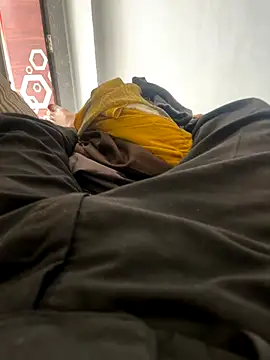 NoddingScorpion online show from January 8, 9:14 am