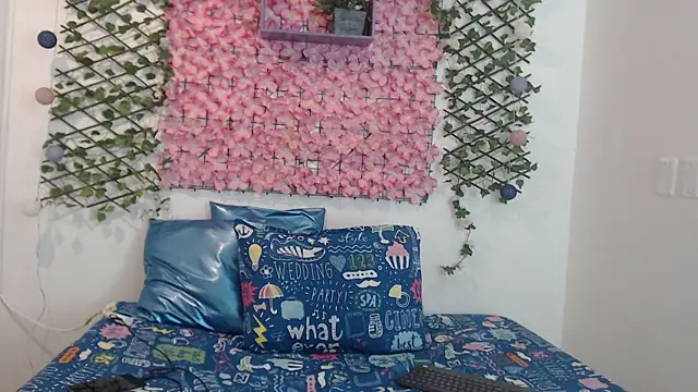 iam lukas   online show from September 13, 8:43 pm