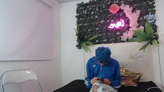 iam lukas   online show from October 5, 7:23 am