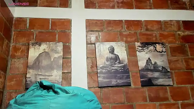 Luck Andrew online show from April 2, 10:50 pm