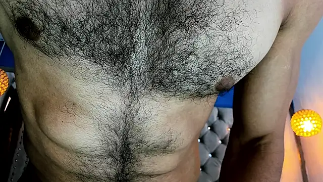 latinhotmuscle online show from January 14, 2:11 pm