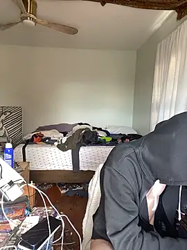 XanderOzzz online show from January 5, 5:27 pm