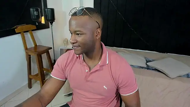 chrstian lewis1 online show from October 23, 12:08 pm