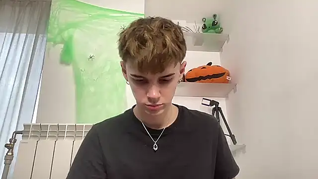 Milk Guy online show from October 28, 12:51 pm