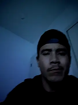 Snapshot of ernin2865 chatting on October 28, 9:56 am ernin2865 online show from October 28, 9:56 am