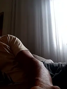 Binhocrs online show from September 30, 5:05 pm