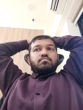 VJ17 online show from March 4, 10:11 am