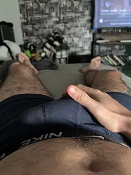 Ggowlad01 online show from November 25, 9:00 am