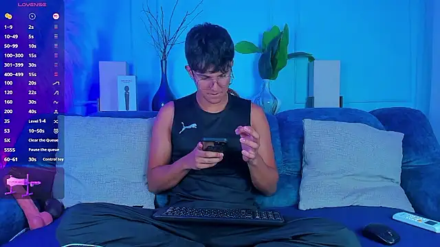 Leo Savage  online show from January 16, 3:42 am