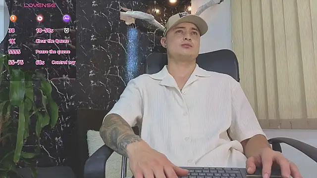 Alexander ferre online show from May 22, 12:43 pm