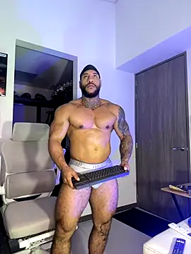 Snapshot of Andrew_Johnnson chatting on October 22, 12:24 am Andrew Johnnson online show from October 22, 12:24 am