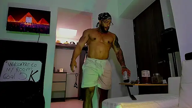 Snapshot of Andrew_Johnnson chatting on September 29, 5:09 pm Andrew Johnnson online show from September 29, 5:09 pm