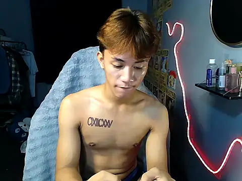 naughtyboyloy 0 online show from July 15, 5:52 pm