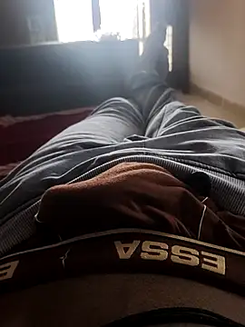 Snapshot of slim-uncut chatting on October 29, 7:11 am slim-uncut online show from October 29, 7:11 am