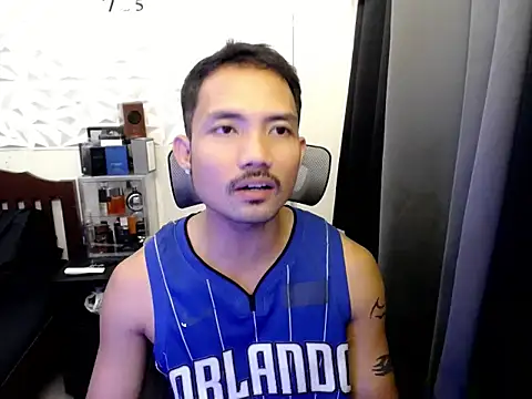 Thefriskyasian online show from December 4, 2:02 pm