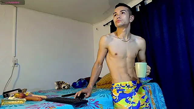 HARVEY HARDMAN online show from March 17, 11:02 am