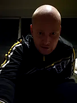 Snapshot of svenni2525 chatting on October 23, 11:19 pm svenni2525 online show from October 23, 11:19 pm