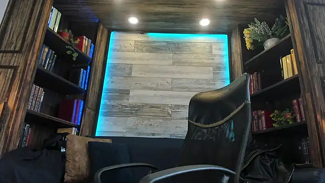 Donovan Desmond online show from October 30, 9:16 pm