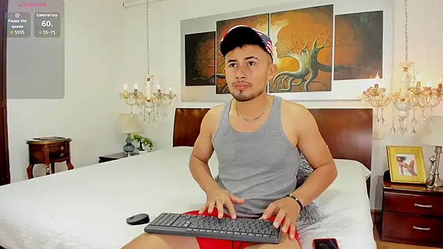 Valentiinoss online show from January 15, 8:44 pm