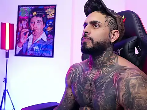 logan hugh8 online show from November 5, 6:48 am