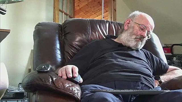 janzer13 online show from November 24, 3:02 pm