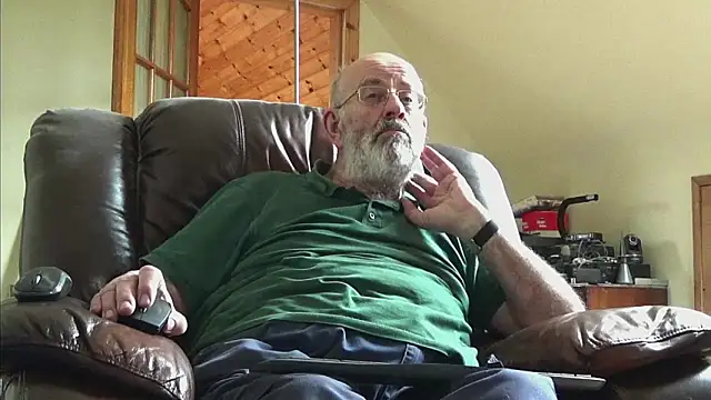 janzer13 online show from March 29, 12:38 pm