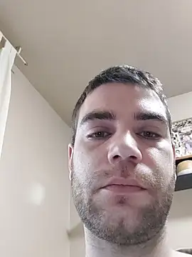 Snapshot of LoboSolitariooy chatting on October 16, 8:44 am LoboSolitariooy online show from October 16, 8:44 am