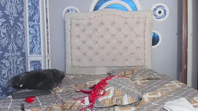 KingStark  online show from December 19, 2:52 am