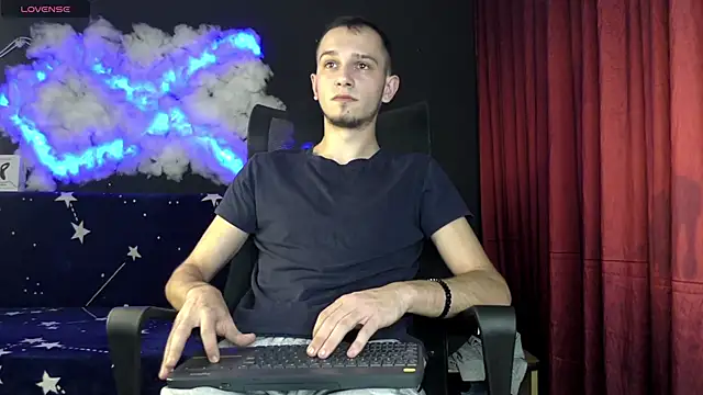 AxelMassimo online show from November 29, 3:52 am