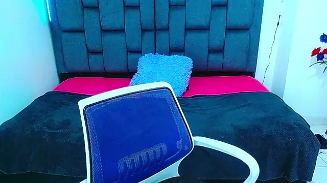 dirty model online show from September 24, 3:17 am