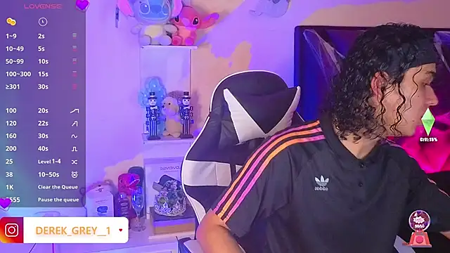 Snapshot of derek_greyy_ chatting on October 19, 7:06 pm derek greyy  online show from October 19, 7:06 pm
