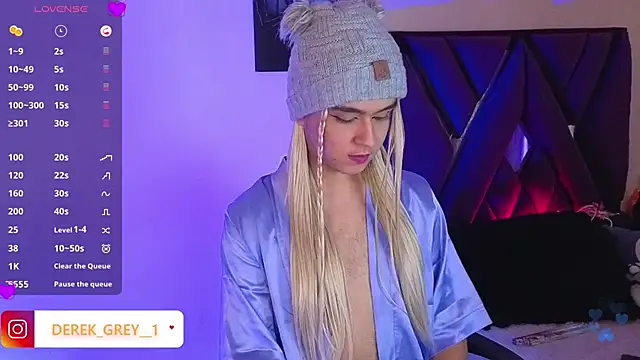 Snapshot of derek_greyy_ chatting on September 14, 7:27 pm derek greyy  online show from September 14, 7:27 pm