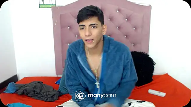 SkyAndSeth online show from September 30, 7:39 pm