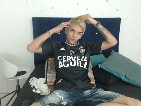 SkyAndSeth online show from October 16, 1:30 pm