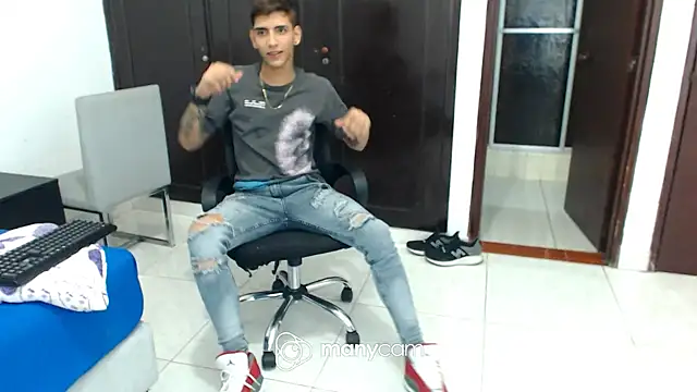 SkyAndSeth online show from September 13, 6:36 am