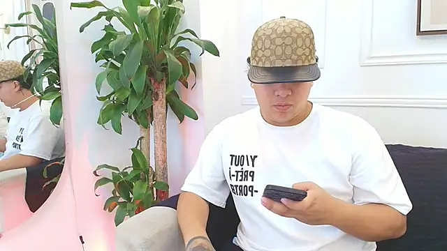 Naim Bennetsex online show from November 14, 7:04 pm