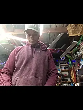 twistafatpipe online show from January 7, 7:30 pm