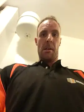 Mcnlrdam online show from November 7, 9:07 pm