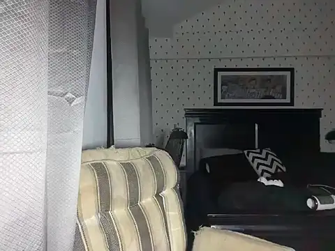 KarlKambing online show from November 16, 4:20 pm